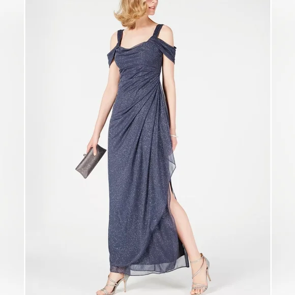 selene midi dress Selene Light Blue Midi Knit Dress